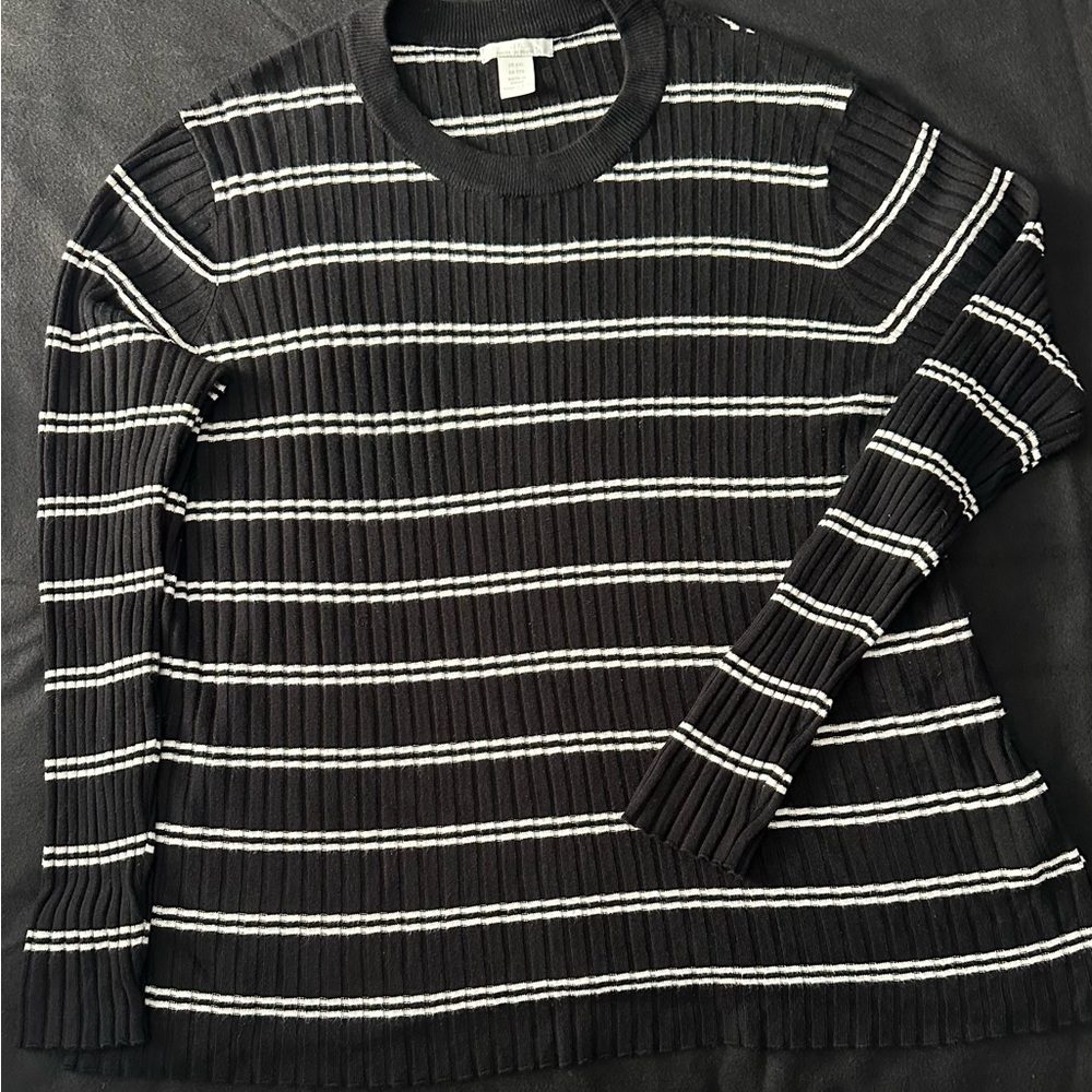 H&M Black Crewneck Sweater with White Stripes